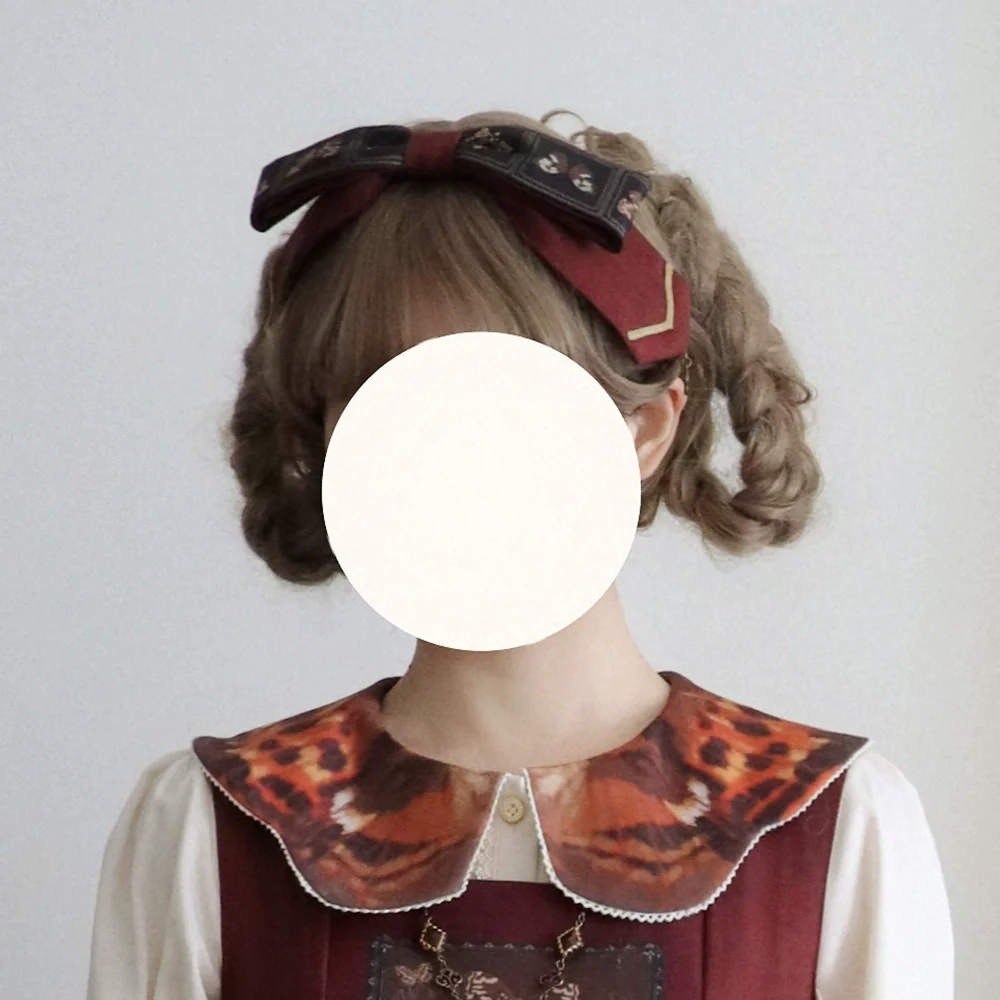 German Bookshelf - Classic Lolita Headdress, Socks, Necklace, Brooch - Image 6