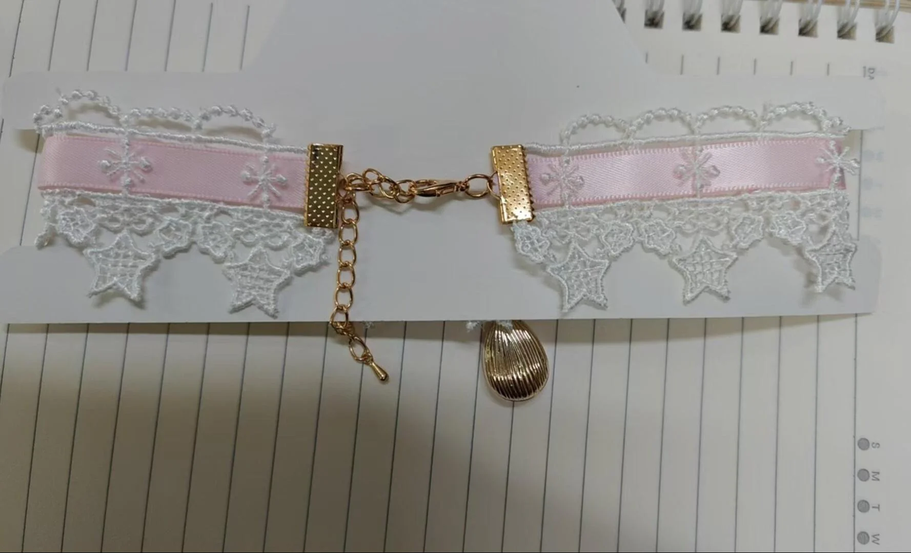 Classic Lolita Rhinestone Pendant Choker, Adjustable Chain - Image 3