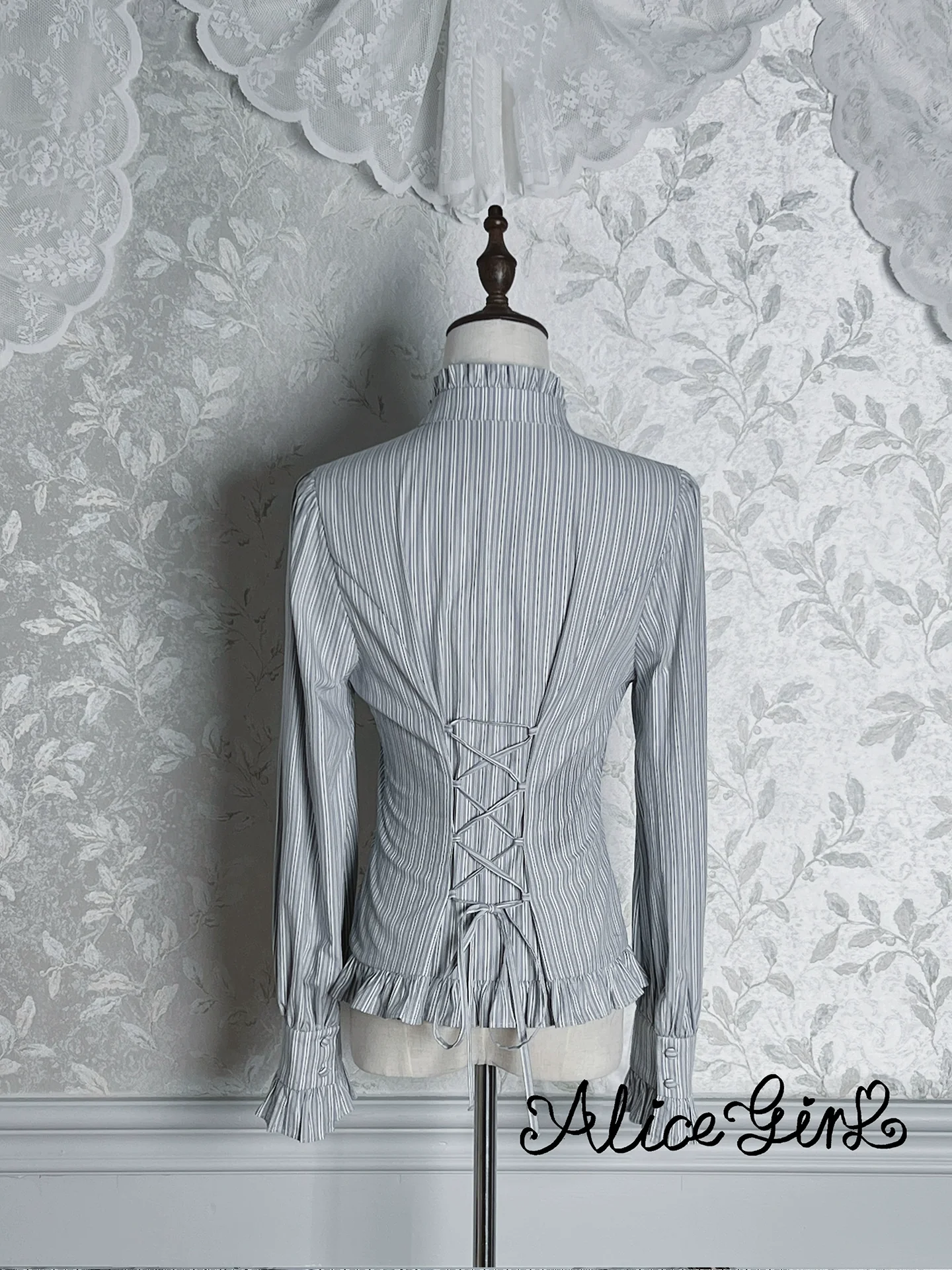 Duke of Victoria - Classic Lolita Striped Blouse - Image 4
