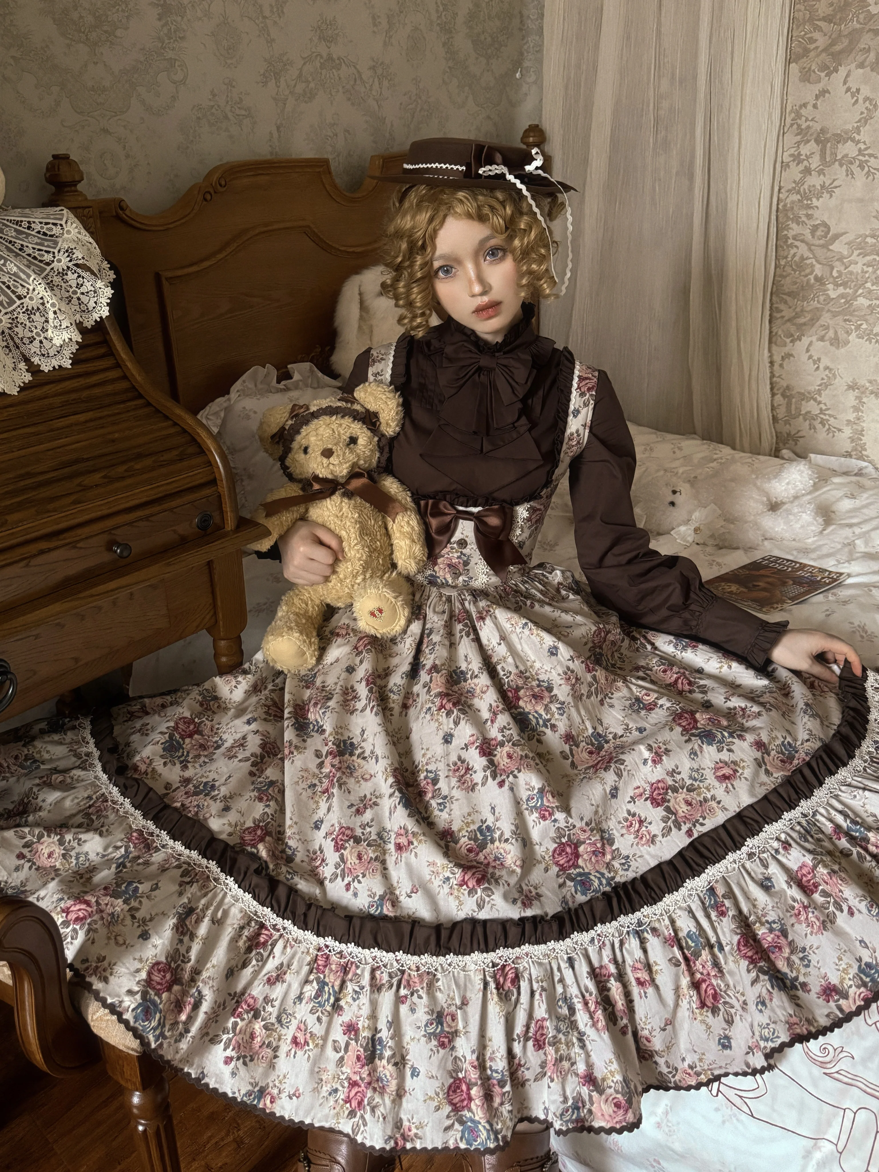 Albion Reverie - Floral Printed Old School Lolita JSK, Bust-Supporting - Image 9