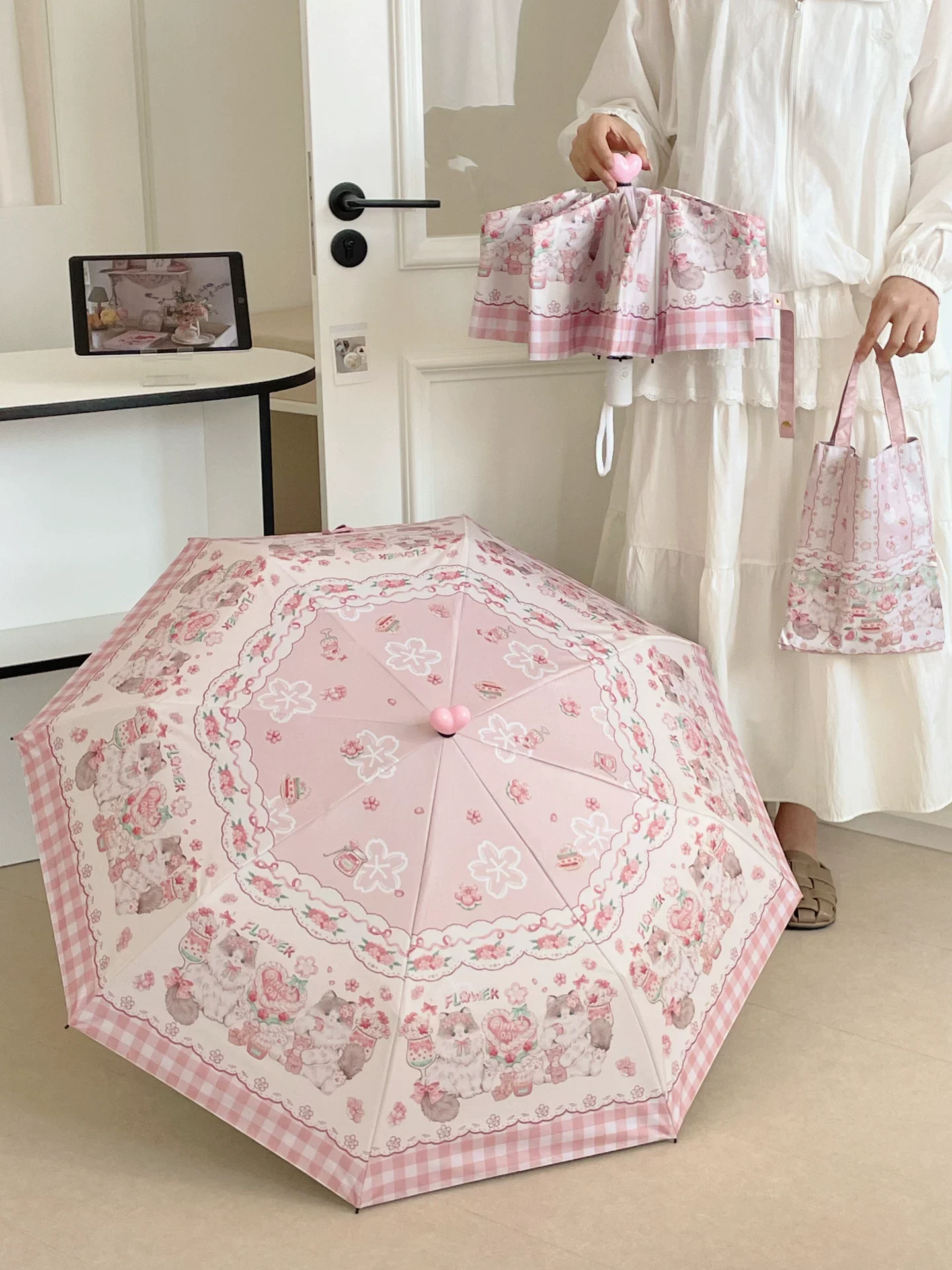 Foldable Printed UPF50+ Lolita Parasol with Black Coating - Image 3