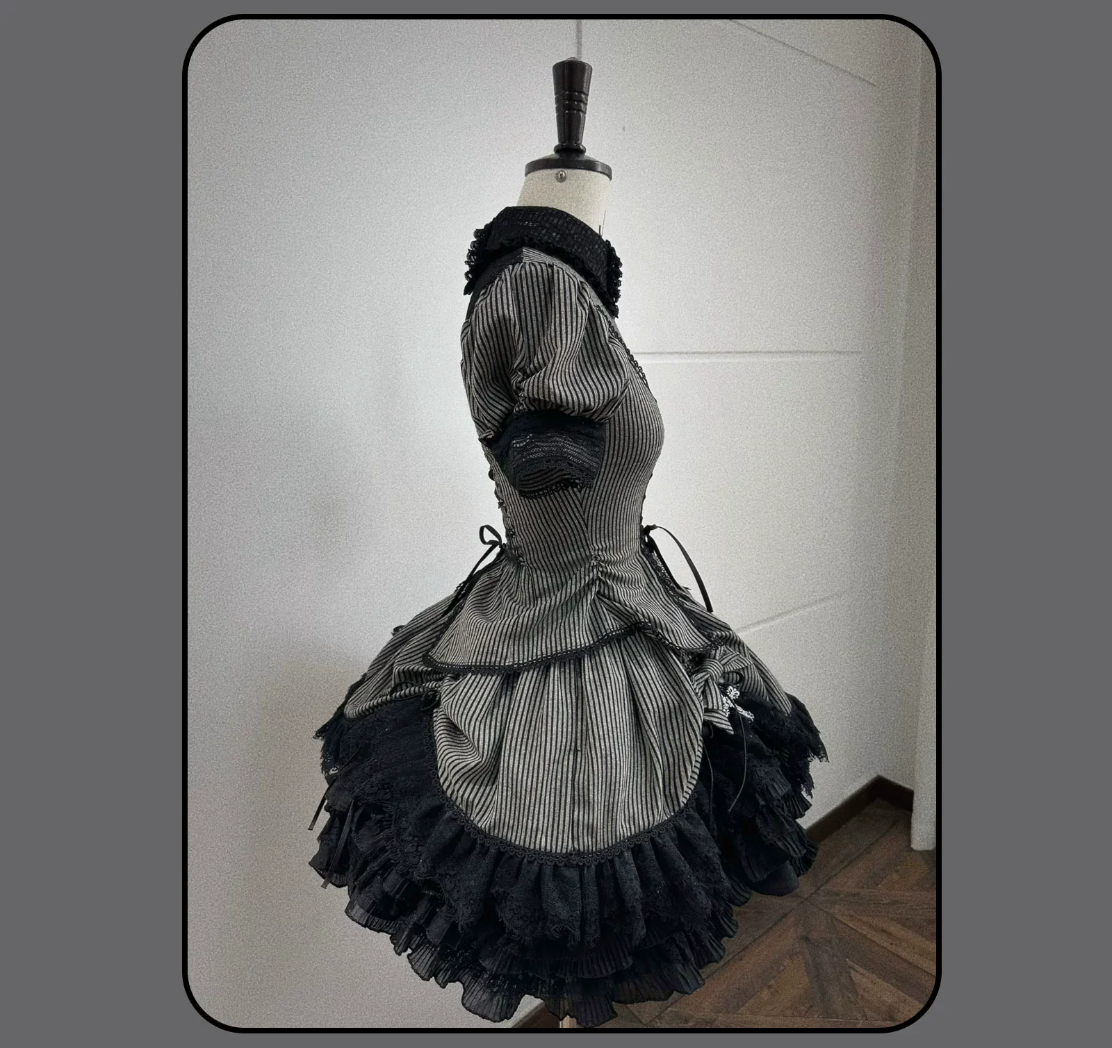 Striped Cross - Gothic Coordinated Lolita Set, Adjustable Blouse & Skirt - Image 64