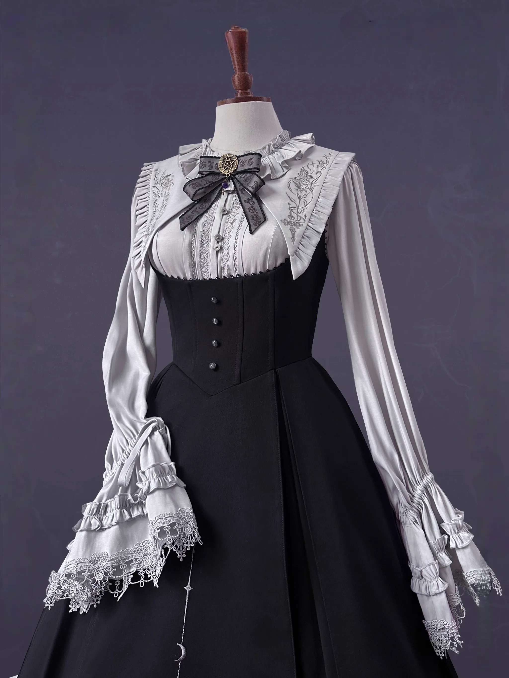Chris House Lolita - Witch Notes - Gothic Lolita Embroidered Dress Suit, Cross and Rose Print - Image 5