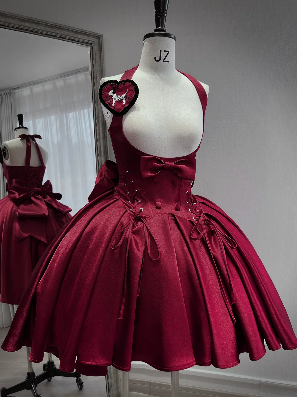 Dalmatian - Gothic Lolita Bust-supporting JSK Dress, High-low Hem - Image 9