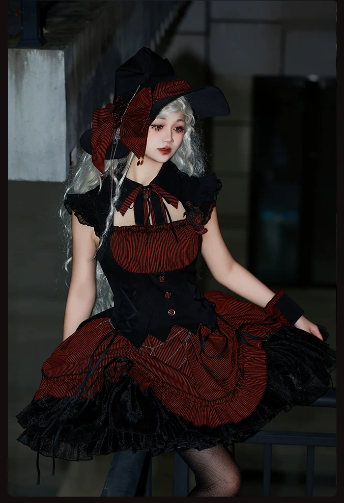 Alice Girl - Lolita Potion - Gothic Lolita Cuffs and Embroidered Badge - Image 11