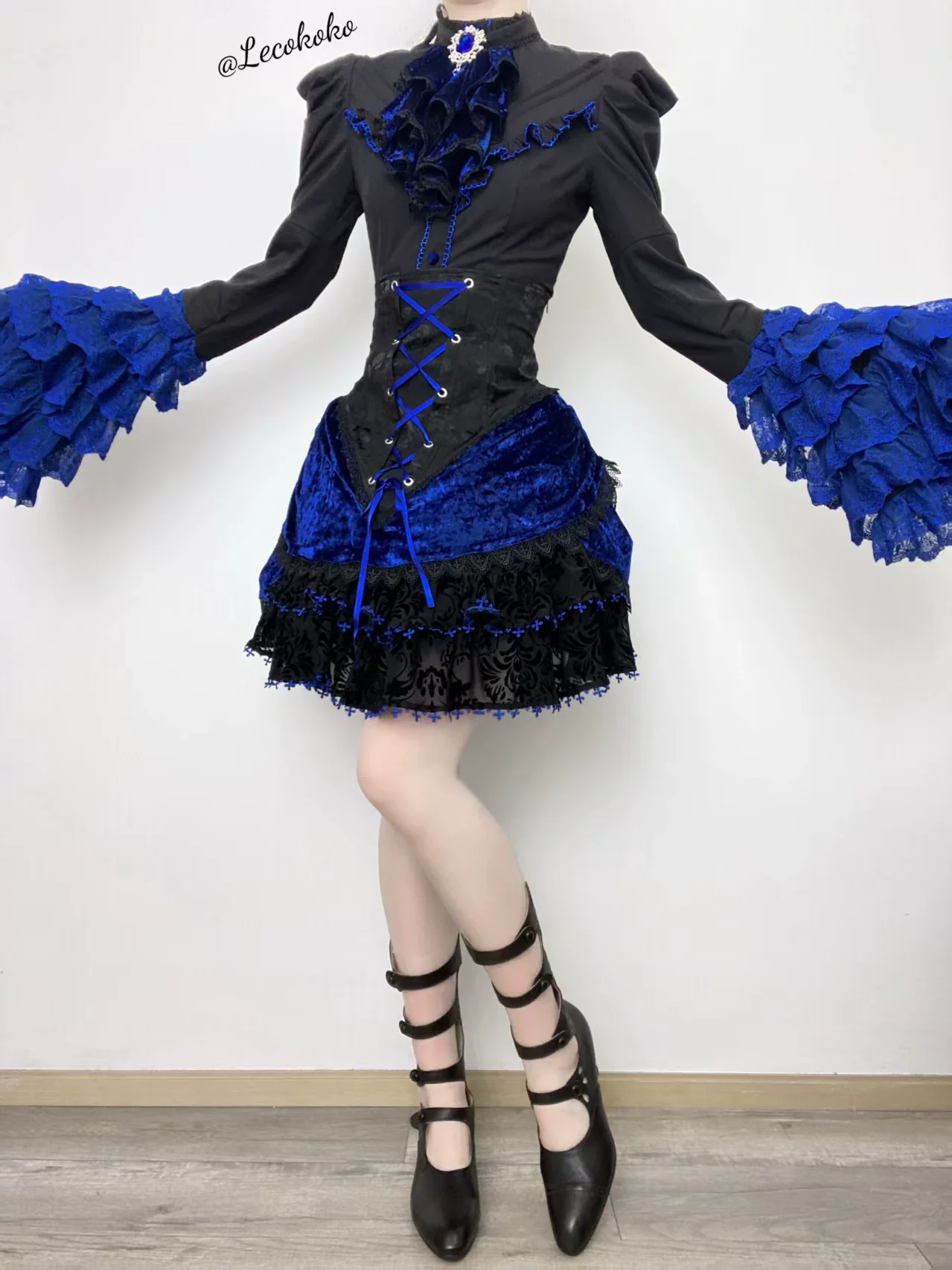 Twilight Hour - Gothic Lolita Hime-sleeve Blouse & Corset Skirt Set - Image 26