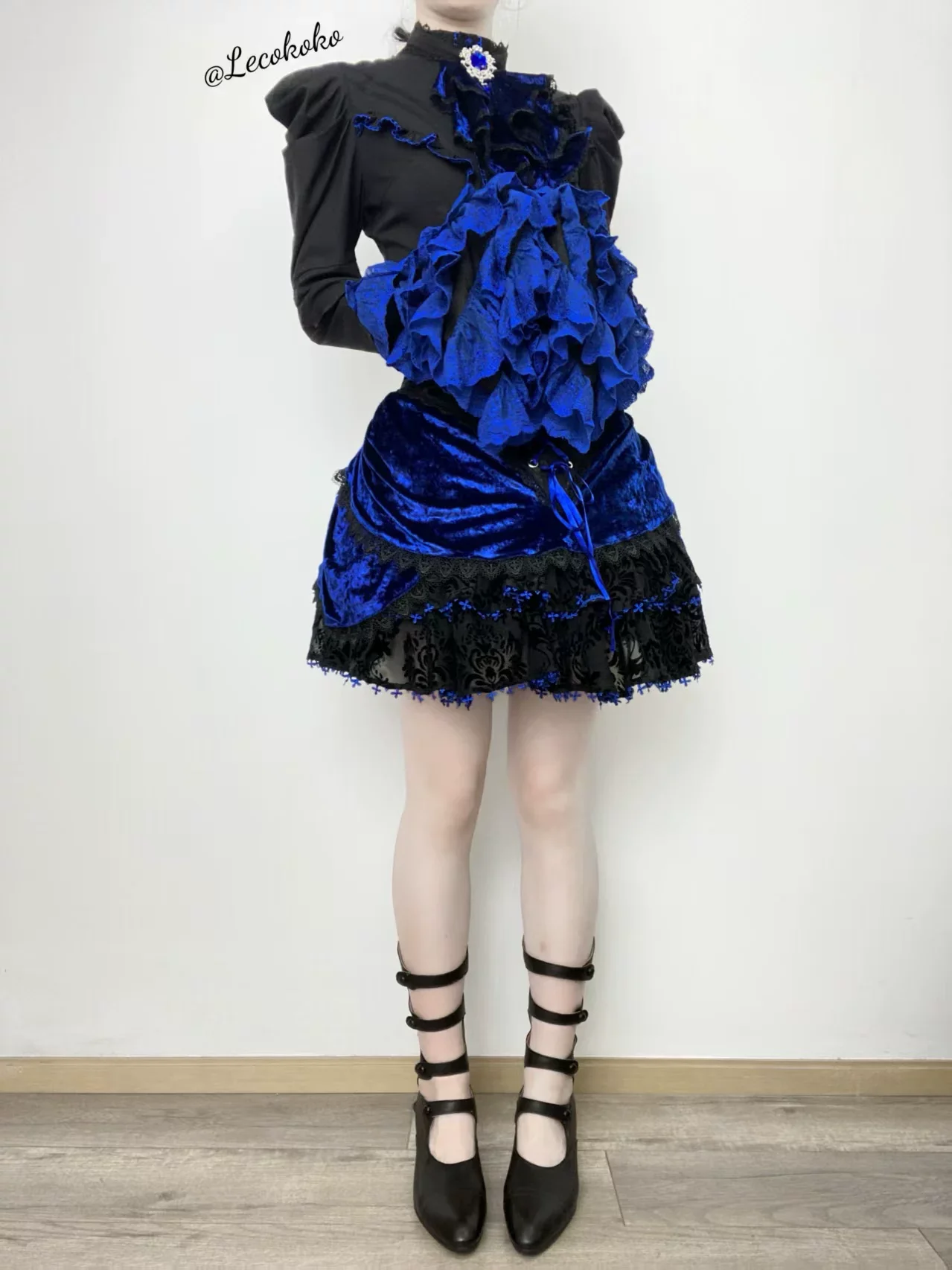 Twilight Hour - Gothic Lolita Hime-sleeve Blouse & Corset Skirt Set - Image 27