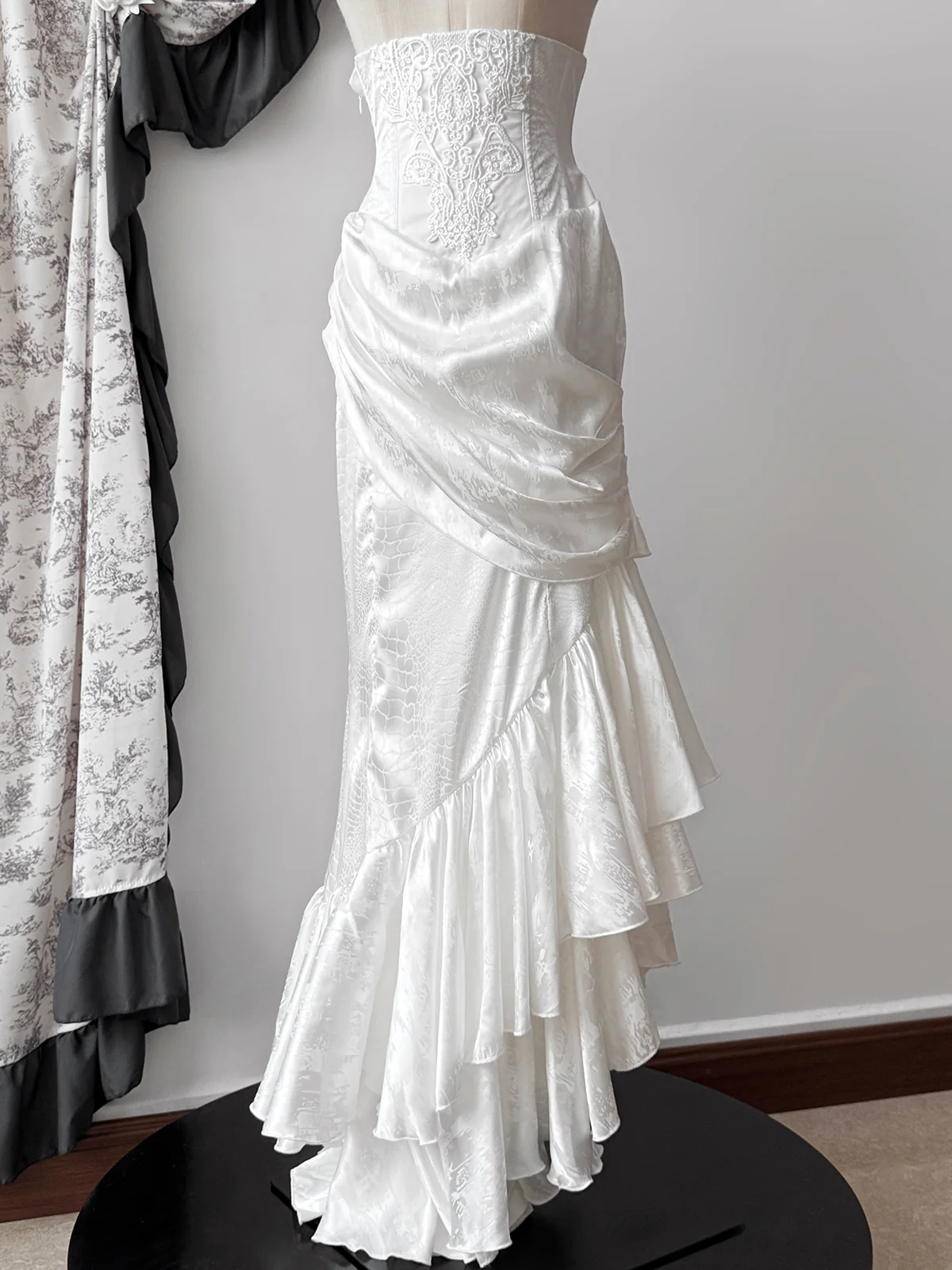 Muppet Mind Ben - Oracle - Gothic Lolita Mermaid Long Drape Skirt with Fishbone Corset - Image 2