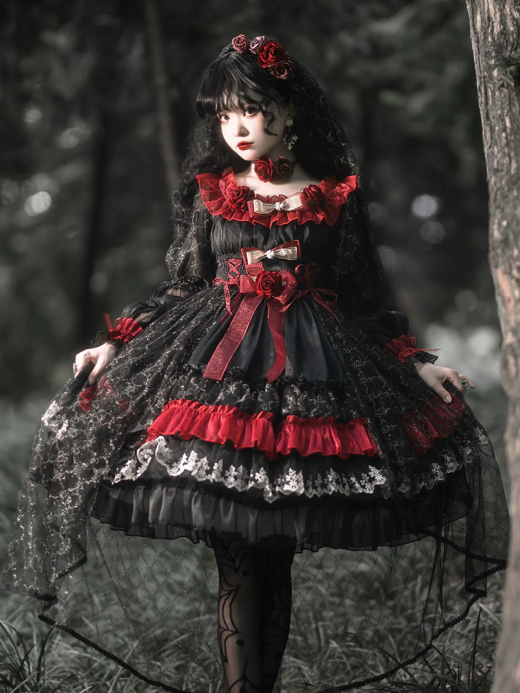 Night of Berea - Black and Red Gothic Lolita OP Dress, Floral Accent