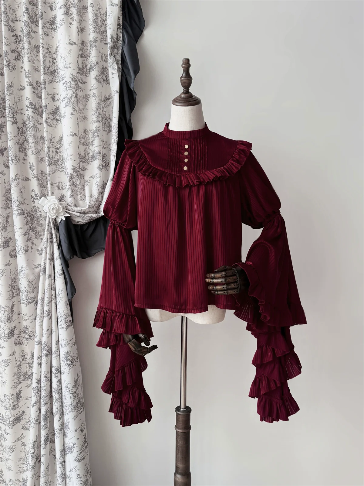 Muppet Mind Ben - Dreaming - Gothic Lolita Princess Sleeves Blouse Striped Printing - Image 12