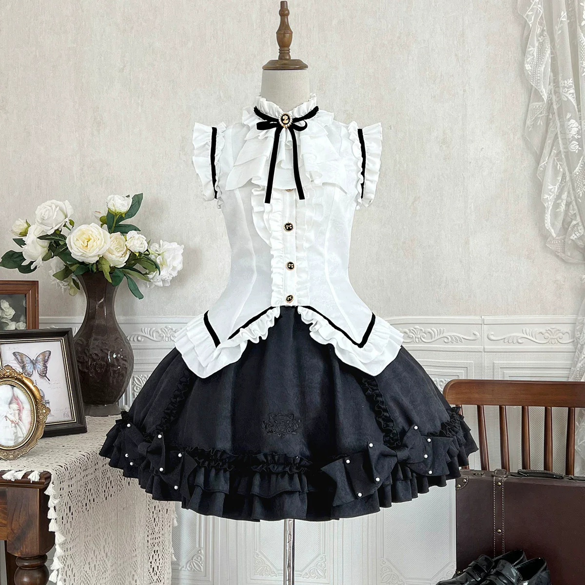 Miss Black Cat - Gothic Maid Lolita Skirt Set, Slim Fit - Image 4