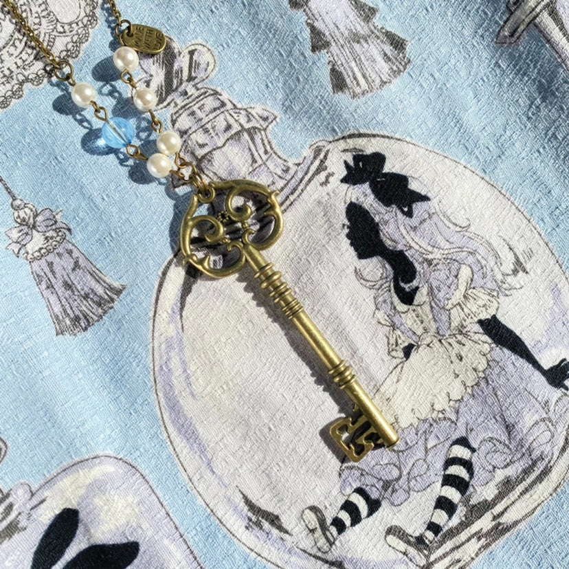 Vintage Lolita Key-Shaped Necklace Chain - Image 5