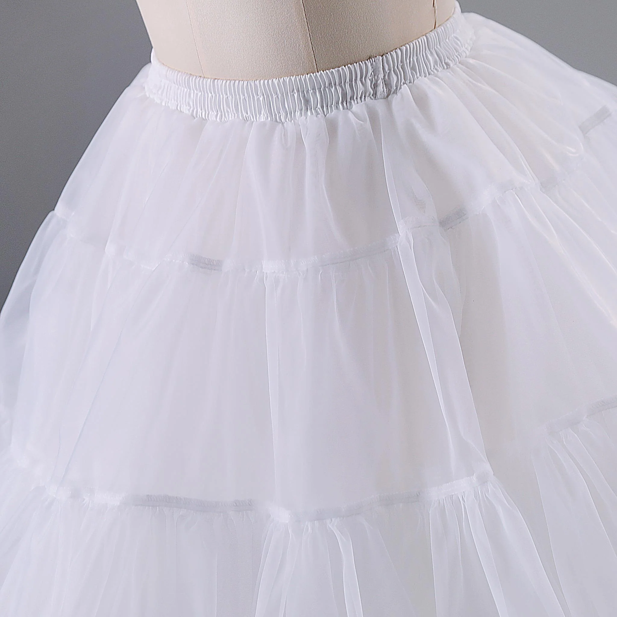 Noloria 48 cm (18.9") Medium-High Volume Petticoat, Petal Edge - Image 16