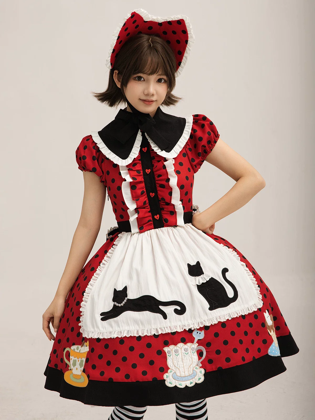 Teacup Meow - Old School Lolita Cat Ear Hat and Paw Gloves, Black Cat Apron - Image 5
