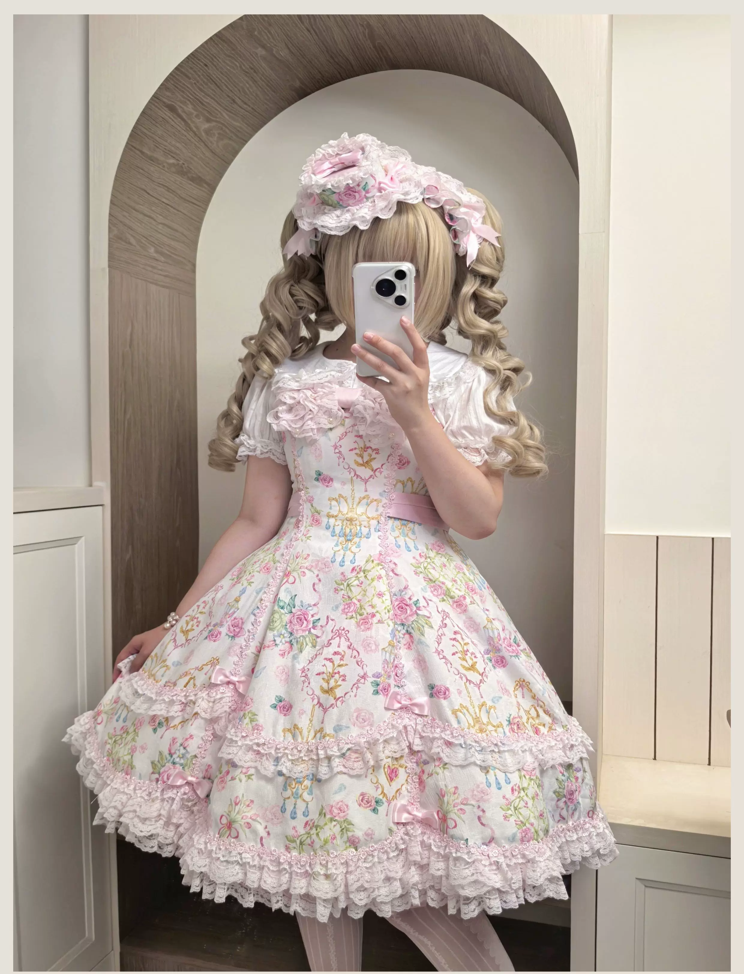 Old School Lolita Peter Pan Collar Blouse with Lace - Image 32