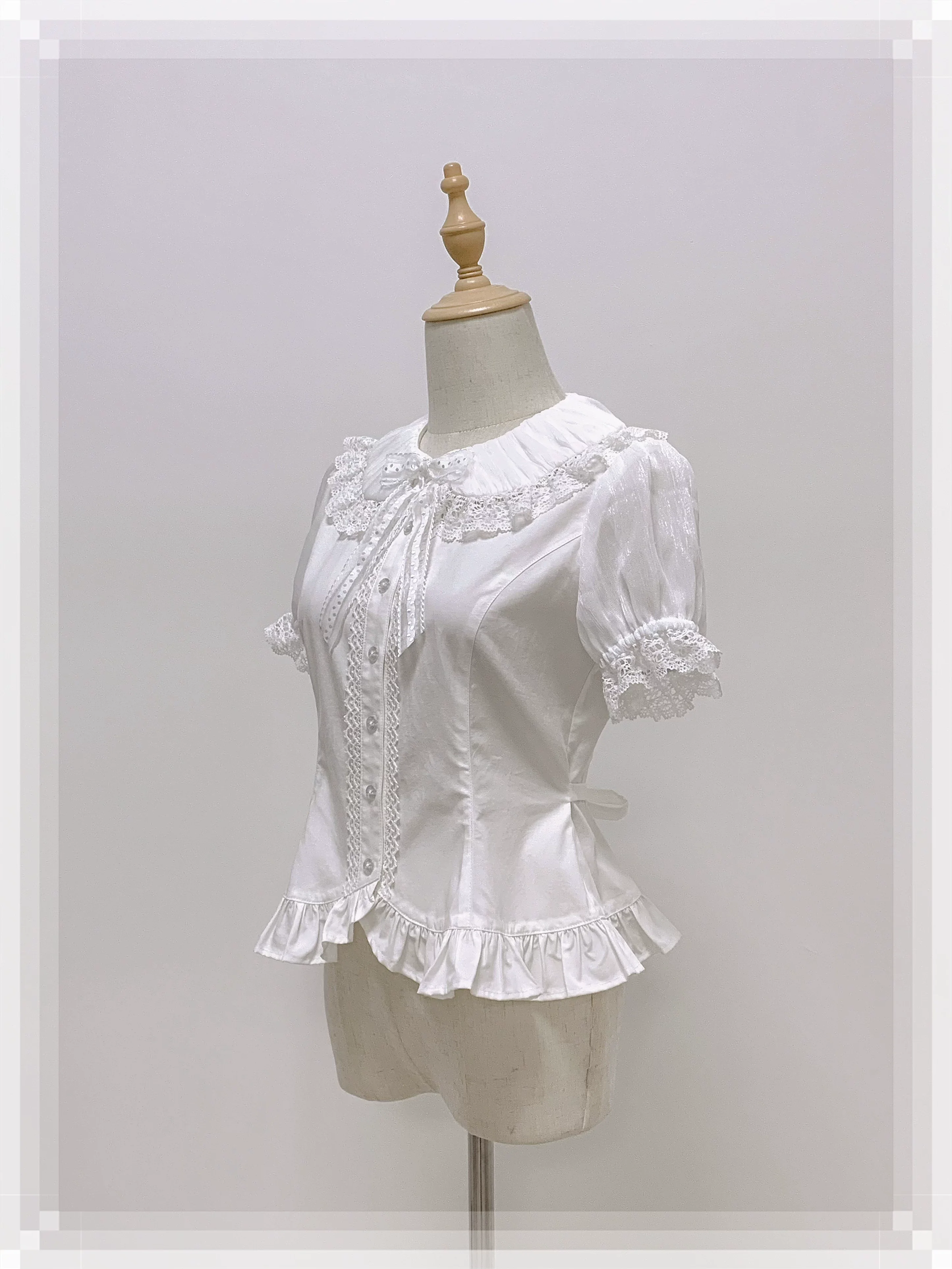 Ice Cream - Old School Lolita White Fitted Blouse with Bow - Image 3