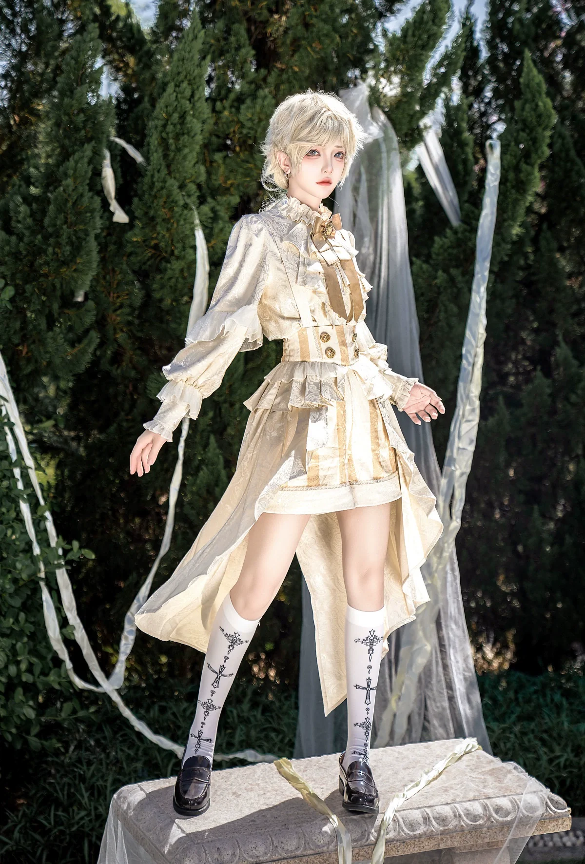 Ouji Lolita Suspender Shorts & Jacquard Shirt - Image 4