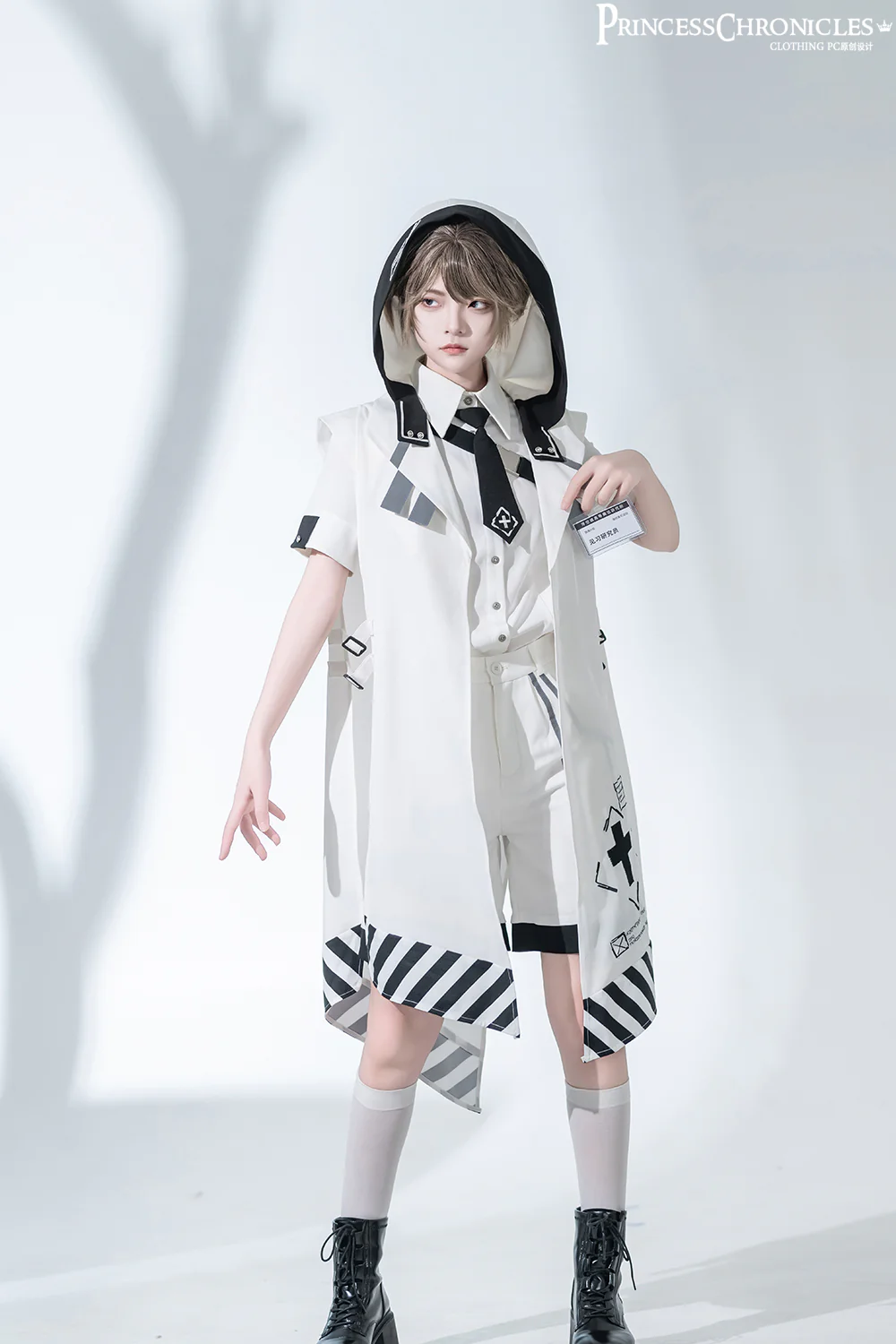 Dry sea and Ashlar - Handsome Futuristic Style White Short Set - Image 19