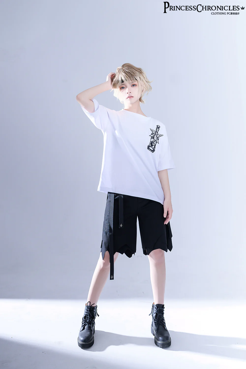 Ouji Lolita Irregular Hem Black Shorts - Image 4