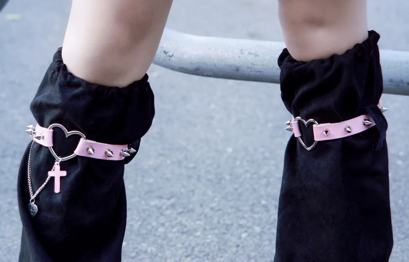 Strange Sugar - Gothic Suede Warm Leg Cover Black Pink - Image 10