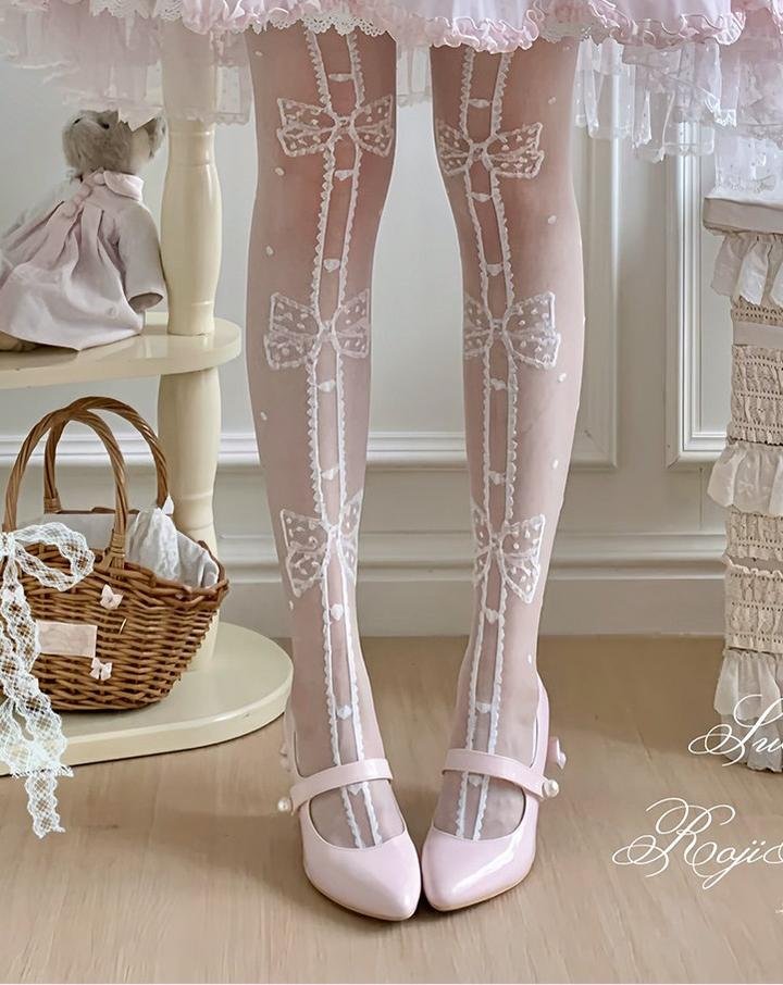 Sweet Lolita Thigh High Polka Dot Socks with Bow Patten - Image 4