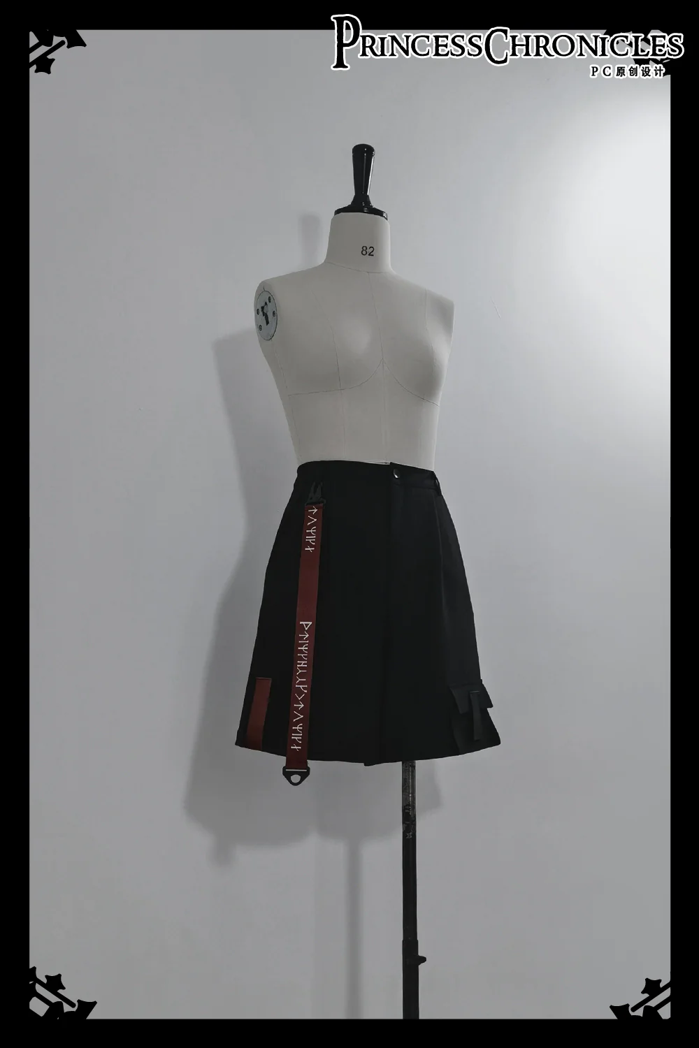 Nameless Blade - Waste Soil Ouji Lolita Black Shorts and Leggings - Image 11